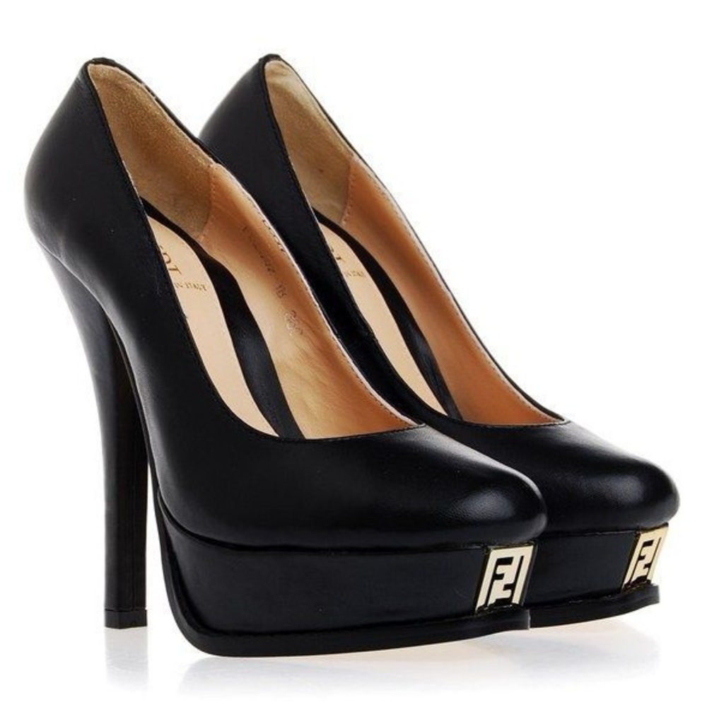Authentic Fendi Fendista FF Platform Pumps 37.5 Nero Black Nappa Leather